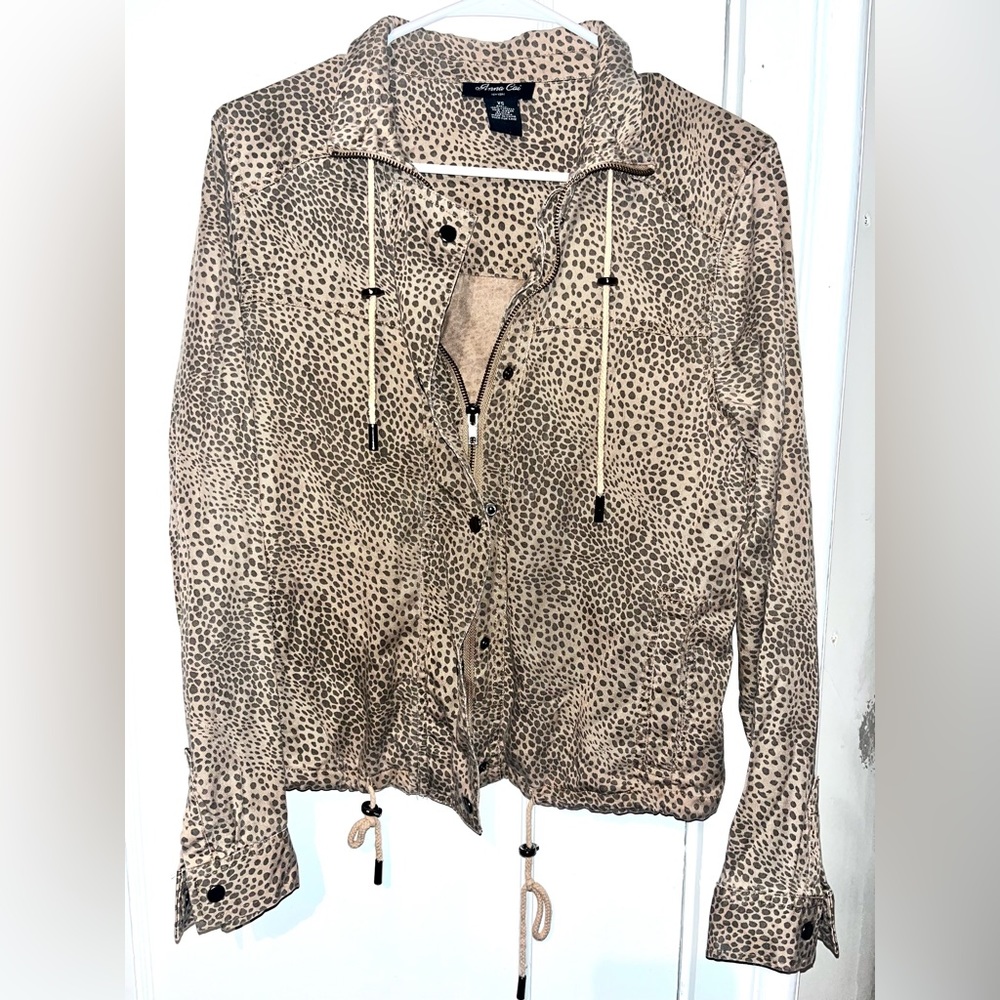 Anna Caí jacket beige with black leopard spots size XS lyocell super cute !
